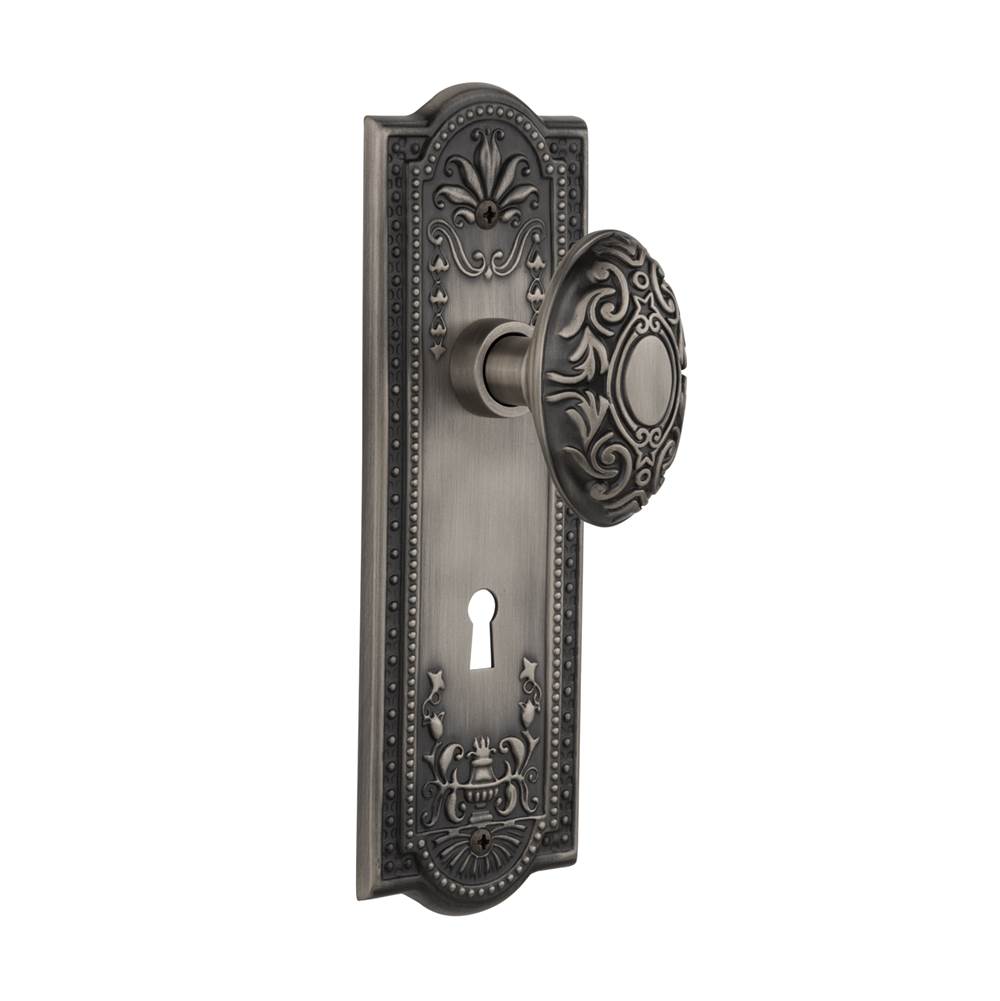 Nostalgic Warehouse Nostalgic Warehouse Meadows Plate with Keyhole Privacy Victorian Door Knob in Antique Pewter