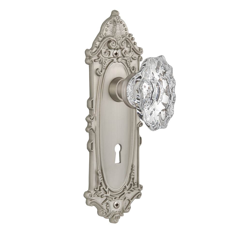 Nostalgic Warehouse Nostalgic Warehouse Victorian Plate with Keyhole Privacy Chateau Door Knob in Satin Nickel